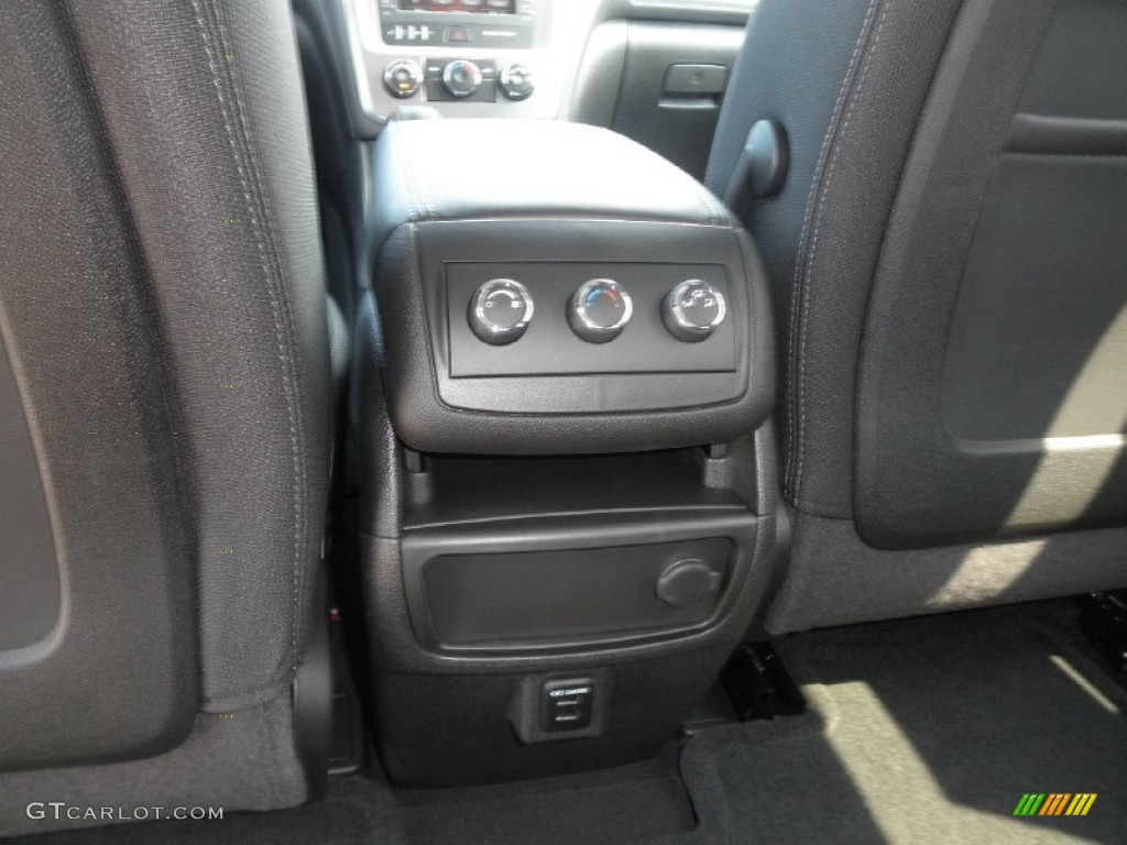 2014 GMC Acadia SLE AWD Controls Photo #83604732