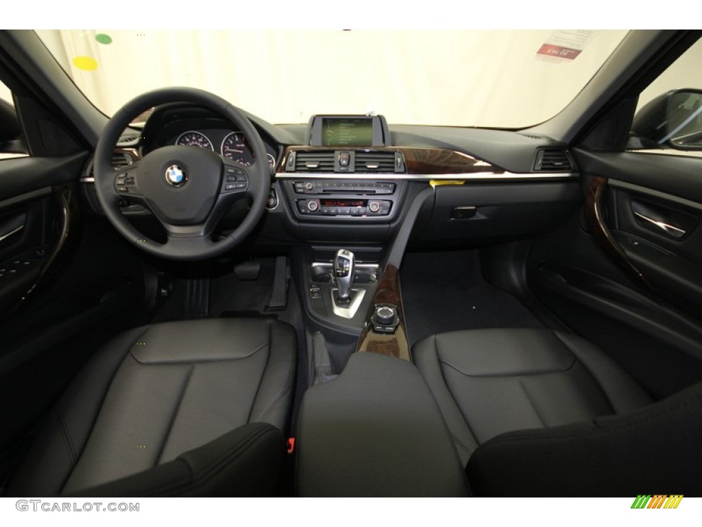 2013 3 Series 320i Sedan - Jet Black / Black photo #4