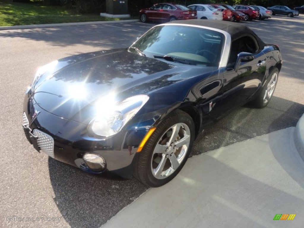 2006 Solstice Roadster - Deep Blue / Ebony photo #2