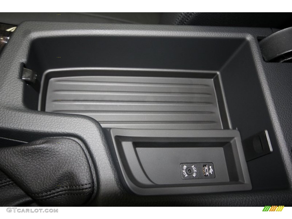 2013 3 Series 328i Sedan - Glacier Silver Metallic / Black photo #22