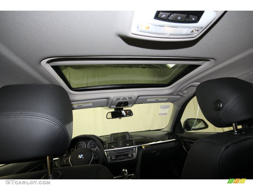 2013 3 Series 328i Sedan - Glacier Silver Metallic / Black photo #31