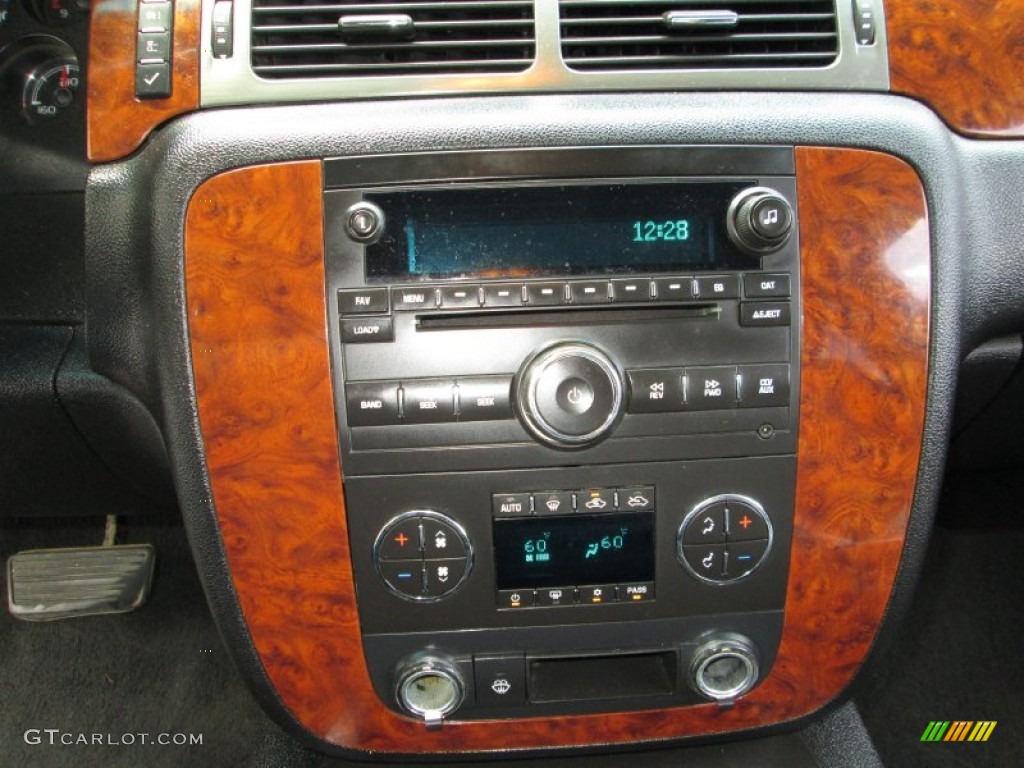 2007 Silverado 1500 LTZ Extended Cab 4x4 - Graystone Metallic / Ebony Black photo #22