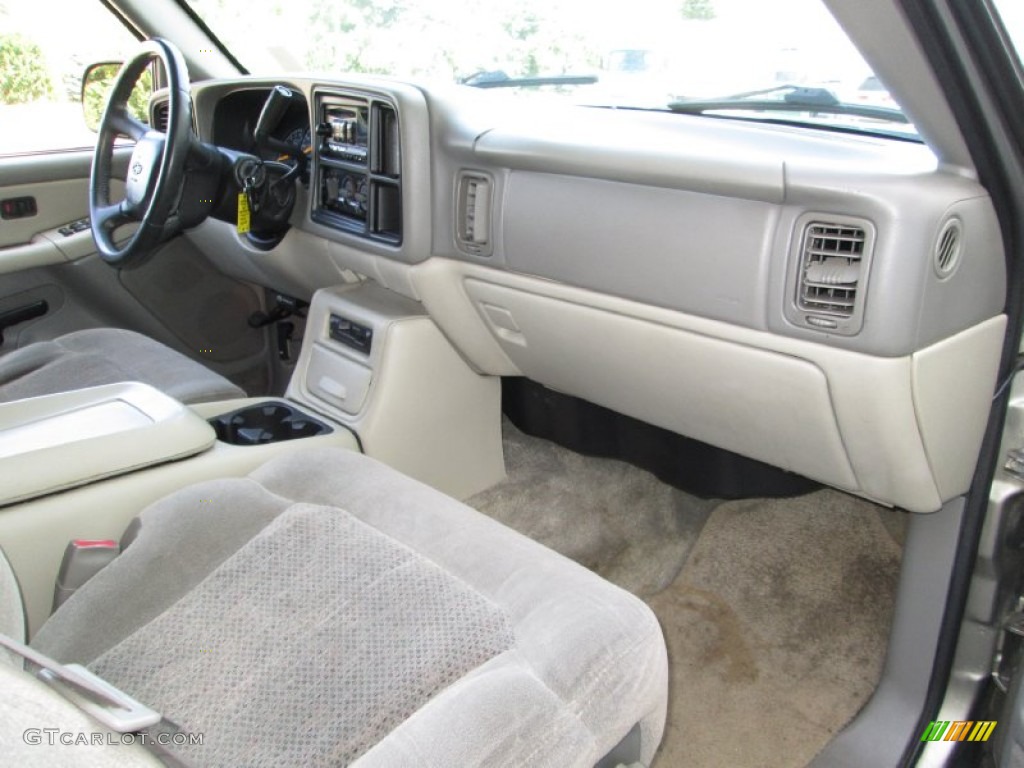 2000 Suburban 1500 LS 4x4 - Light Pewter Metallic / Medium Gray photo #16