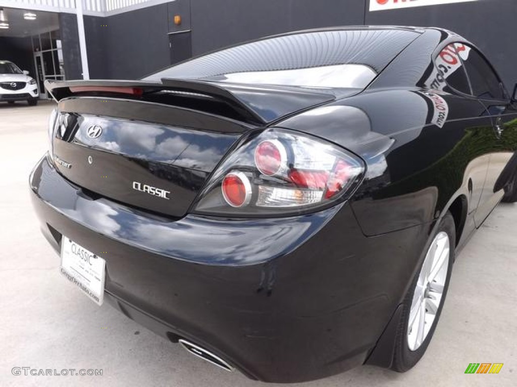 2008 Tiburon GS - Black Pearl / GS Black Cloth photo #14