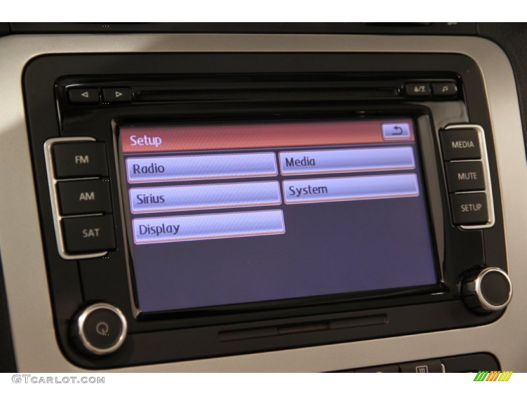 2010 Volkswagen Eos Komfort Controls Photo #83610987
