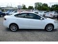 Bright White - Dart SXT Photo No. 4