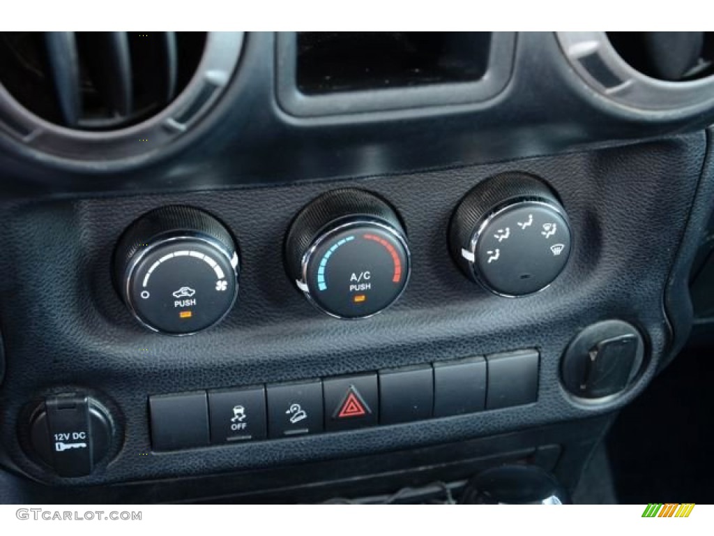 2011 Wrangler Sport 4x4 - Bright White / Black photo #20