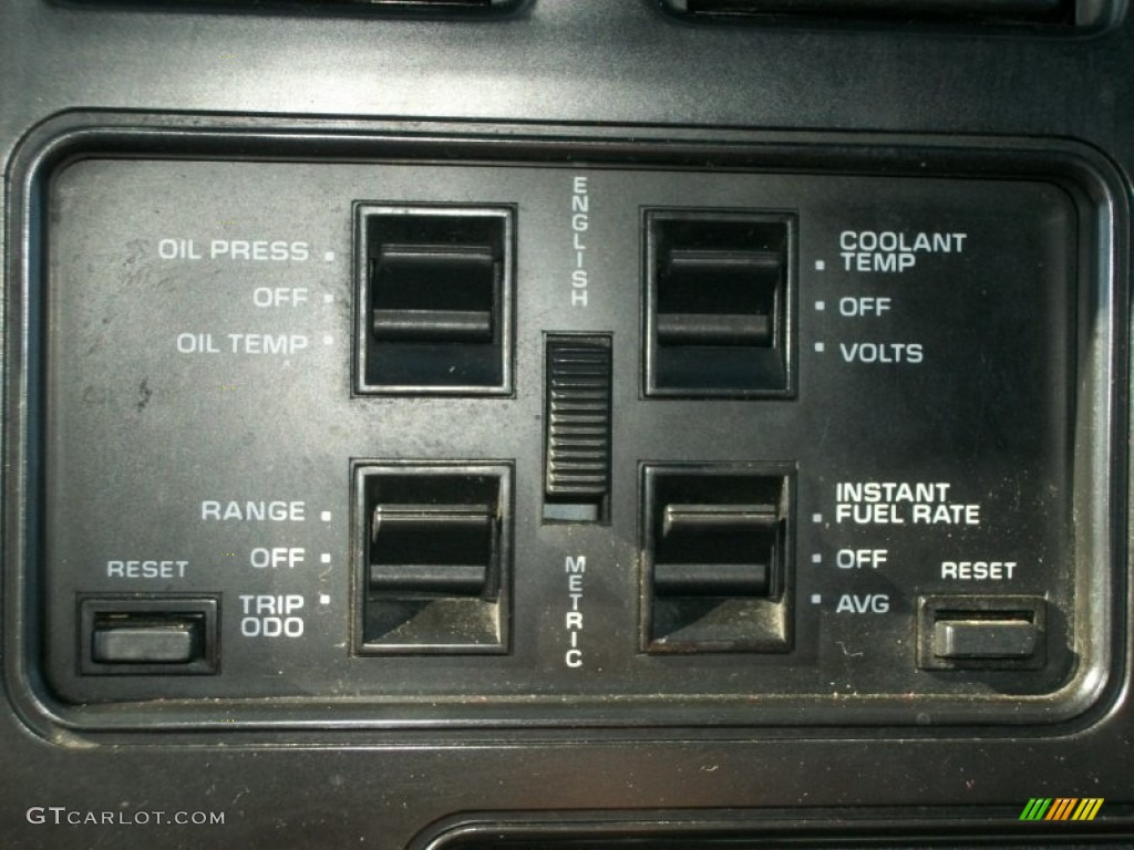 1989 Chevrolet Corvette Coupe Controls Photo #83613231