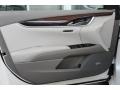 White Diamond Tricoat - XTS Platinum FWD Photo No. 18