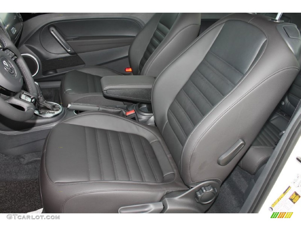 2013 Volkswagen Beetle R-Line Front Seat Photo #83621814