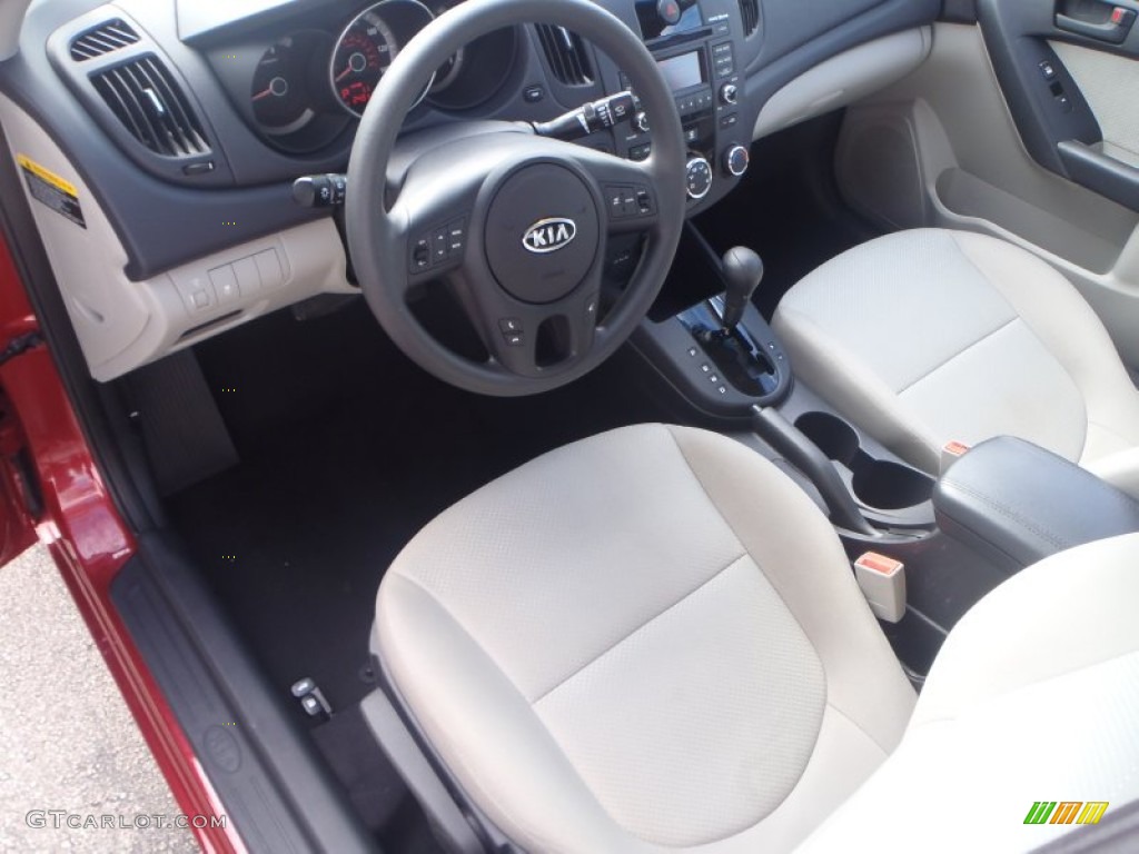 Stone Interior 2010 Kia Forte EX Photo #83624914