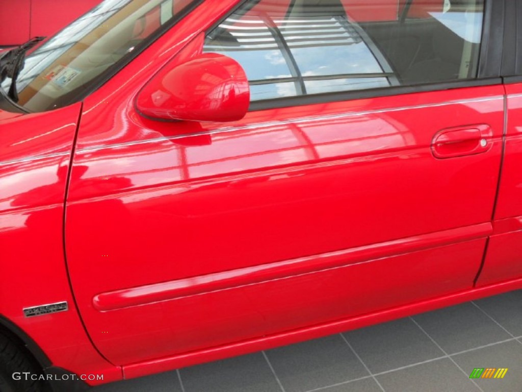 2006 Sentra 1.8 S Special Edition - Code Red / Charcoal photo #2