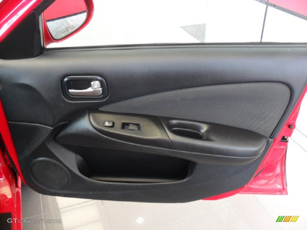 2006 Sentra 1.8 S Special Edition - Code Red / Charcoal photo #12