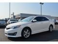 Super White - Camry SE Photo No. 6