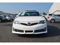 Super White - Camry SE Photo No. 7