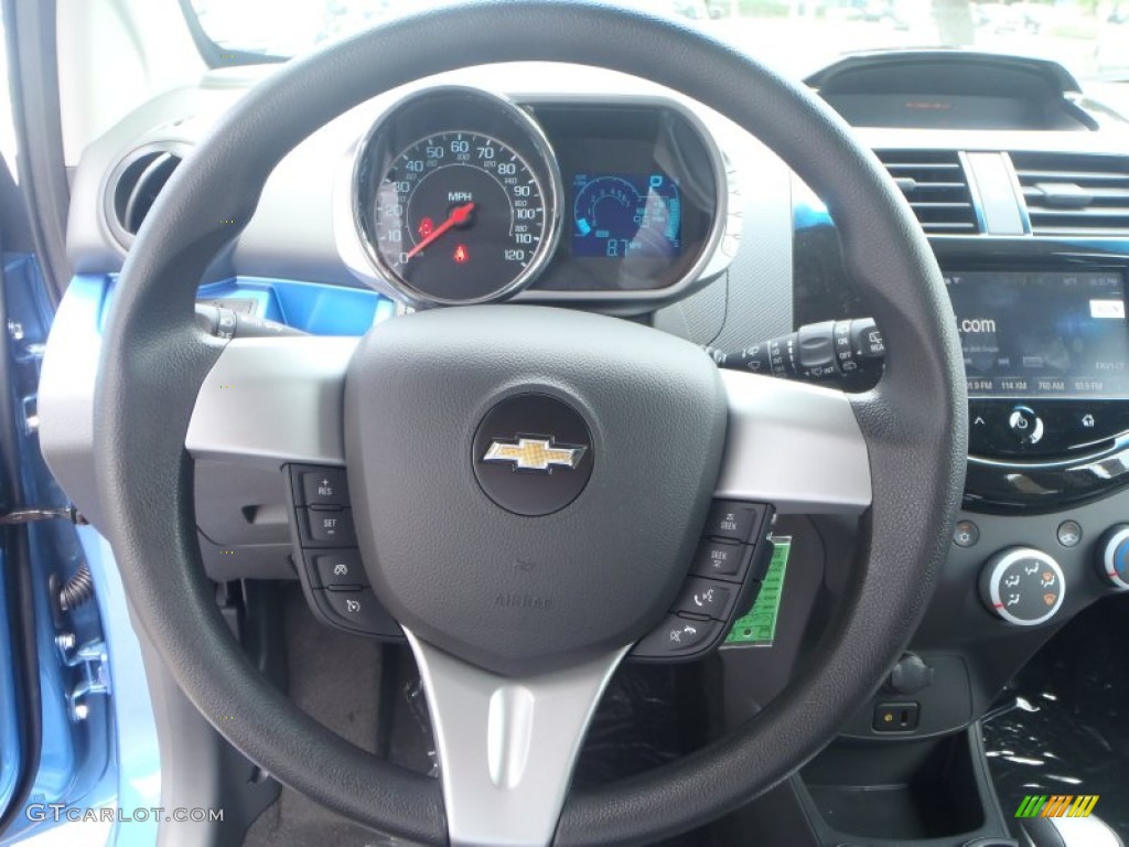 2014 Chevrolet Spark LT Silver/Blue Steering Wheel Photo #83626852