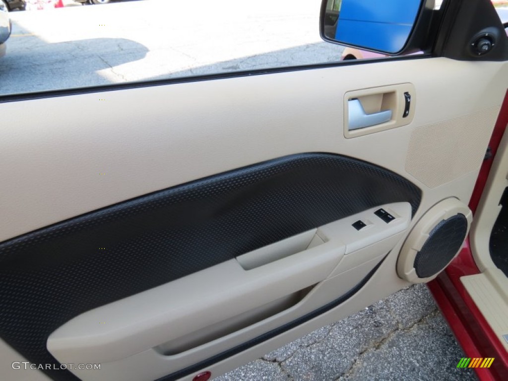 2007 Ford Mustang GT/CS California Special Convertible Black/Parchment Door Panel Photo #83627293