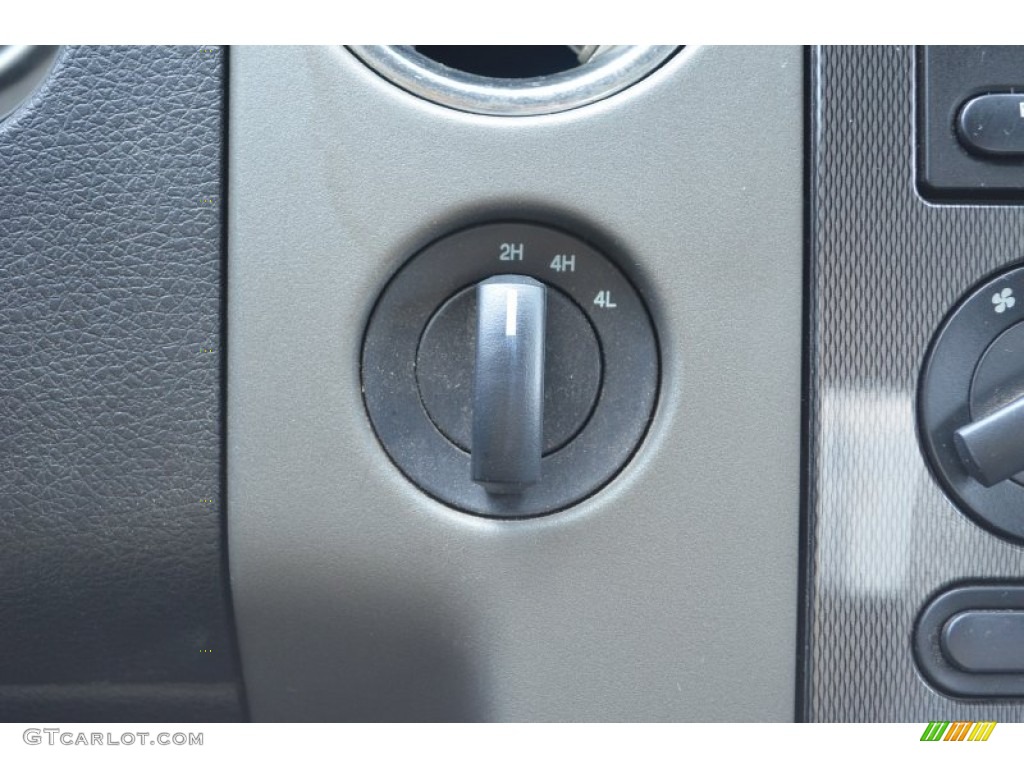 2004 F150 FX4 SuperCab 4x4 - Dark Shadow Grey Metallic / Black/Medium Flint photo #20