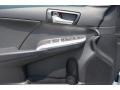 2013 Super White Toyota Camry SE  photo #4