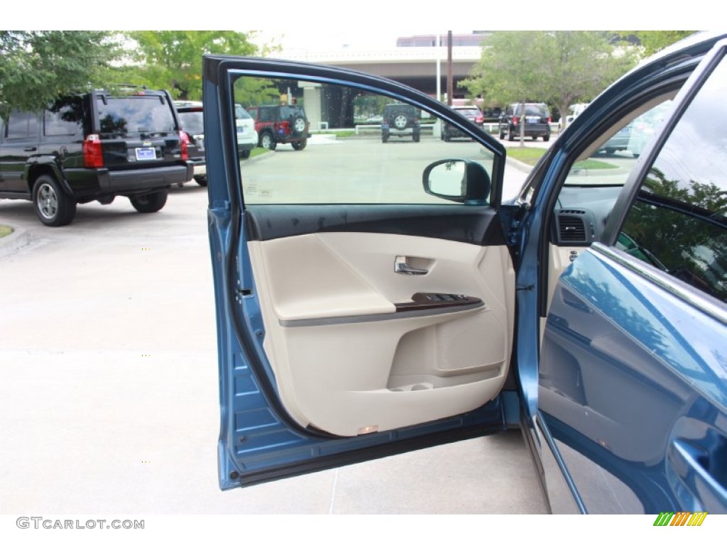 2009 Toyota Venza I4 Ivory Door Panel Photo #83631592