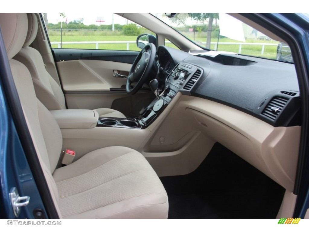 2009 Toyota Venza I4 Front Seat Photos