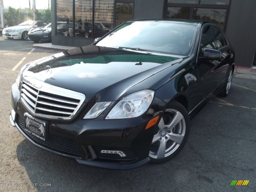 2011 E 350 4Matic Sedan - Obsidian Black Metallic / Black photo #1