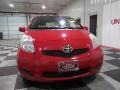Absolutely Red - Yaris 3 Door Liftback Photo No. 2