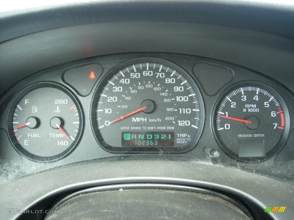 2005 Monte Carlo LS - Sandstone Metallic / Medium Gray photo #2