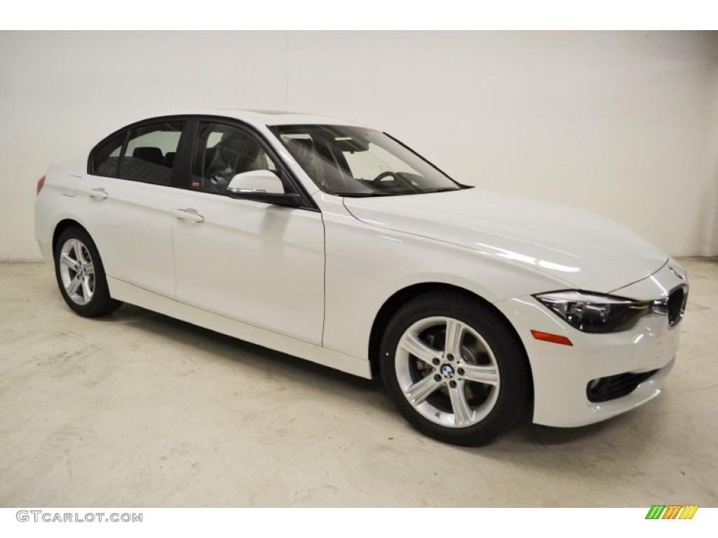 2013 3 Series 328i Sedan - Alpine White / Black photo #2