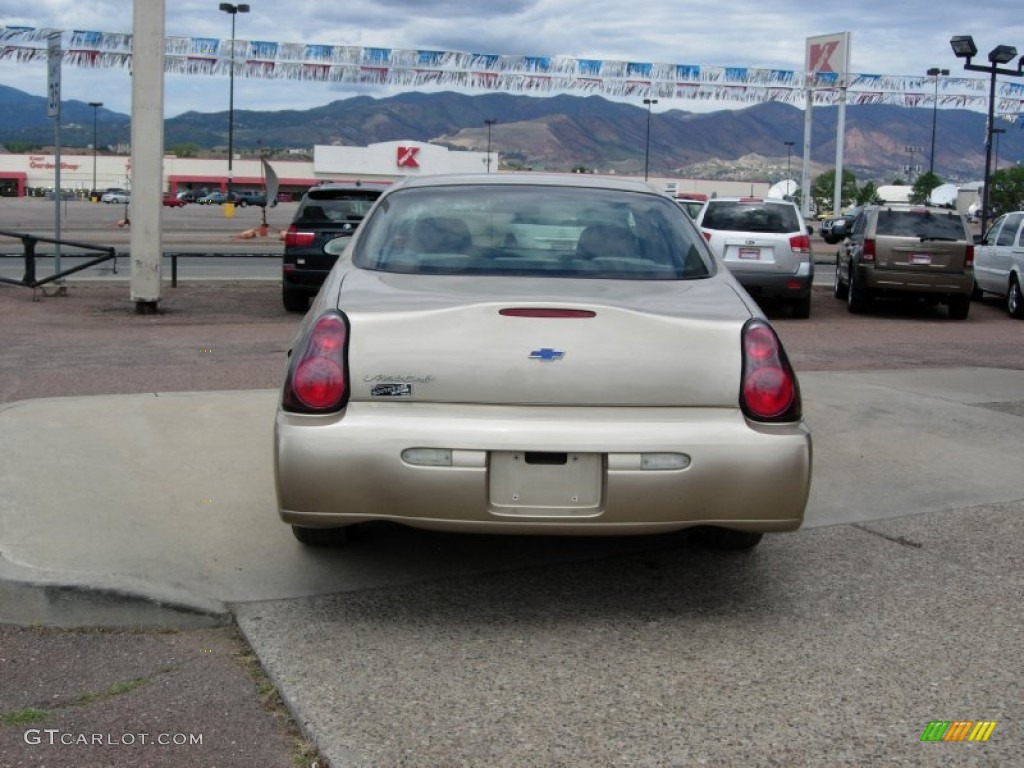 2005 Monte Carlo LS - Sandstone Metallic / Medium Gray photo #10