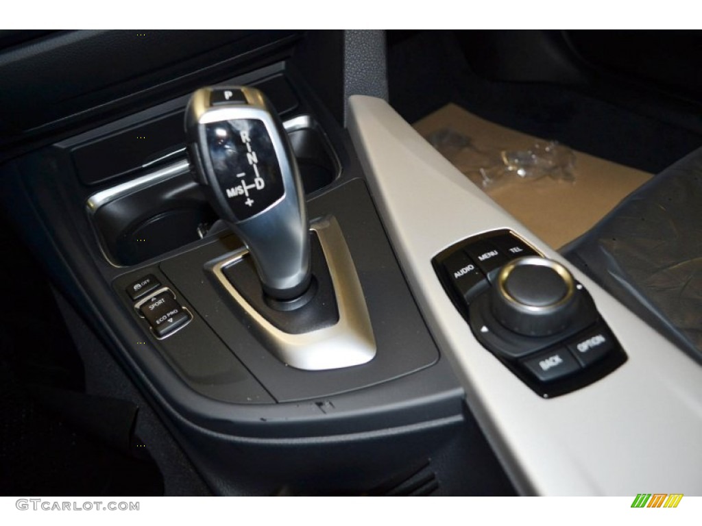 2013 3 Series 328i Sedan - Alpine White / Black photo #9