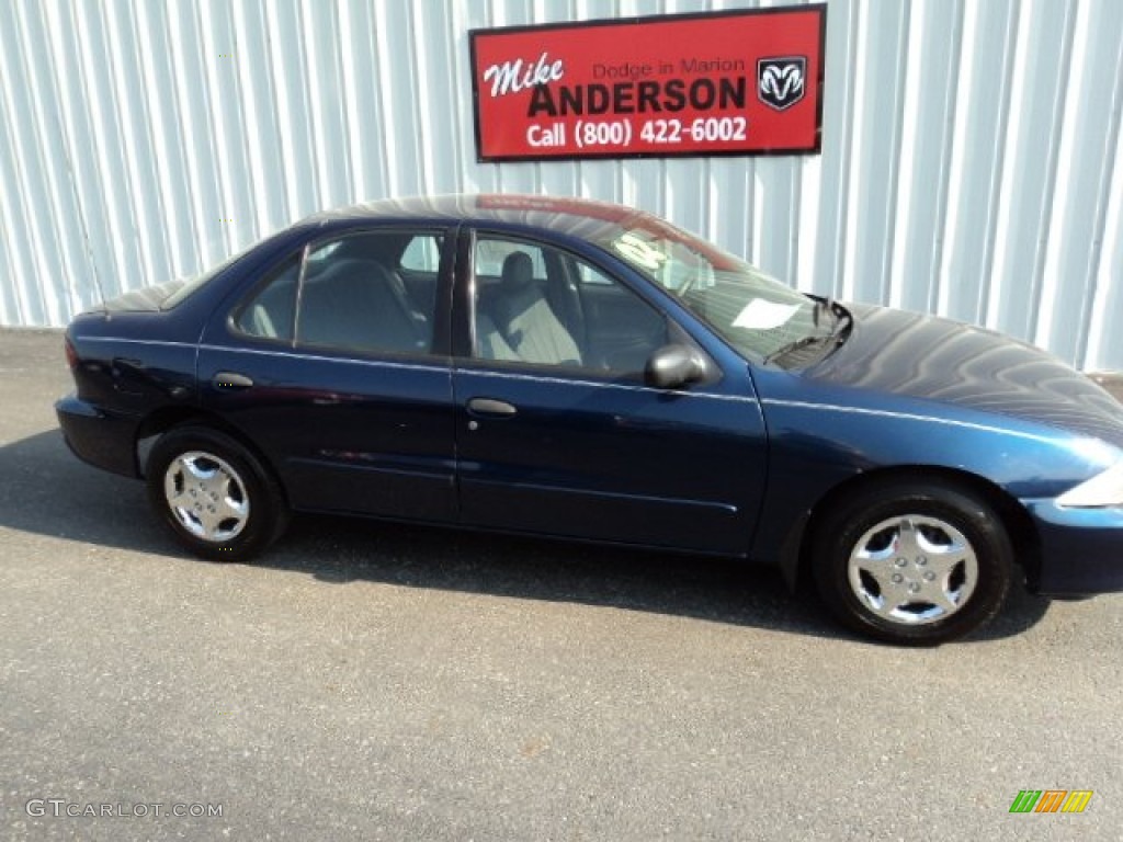 2002 Cavalier Sedan - Indigo Blue Metallic / Graphite photo #2