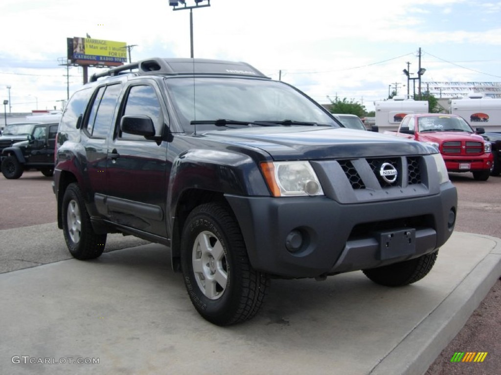 2006 Xterra Off Road 4x4 - Night Armor Pearl / Desert/Graphite photo #13