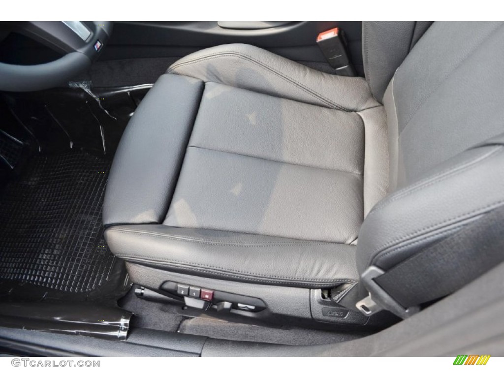 2013 3 Series 335i Sedan - Black Sapphire Metallic / Black photo #7