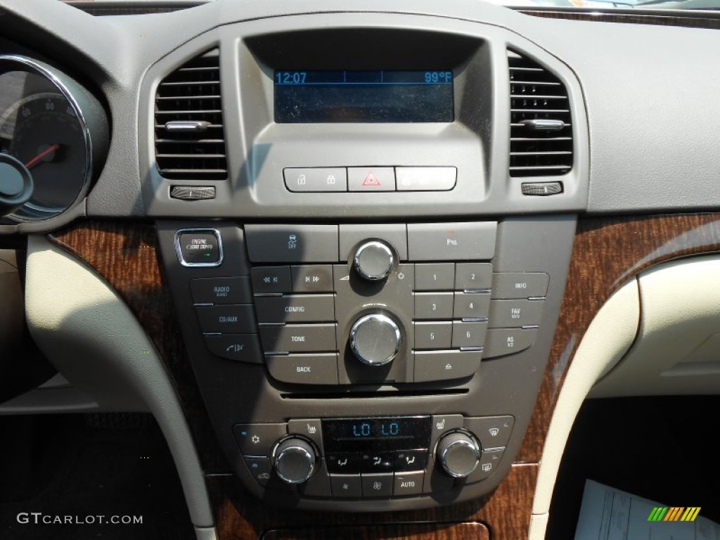 2012 Buick Regal Turbo Controls Photo #83643451