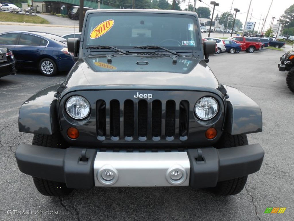 2010 Wrangler Sahara 4x4 - Dark Charcoal Pearl / Dark Slate Gray/Medium Slate Gray photo #2