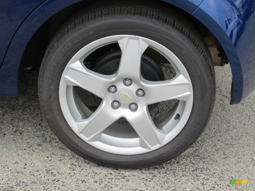 2013 Chevrolet Sonic LTZ Hatch Wheel Photo #83645056