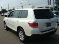 Blizzard White Pearl - Highlander V6 4WD Photo No. 4