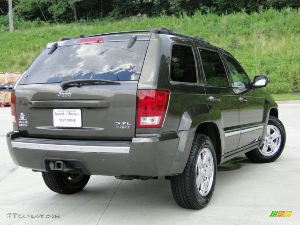 2006 Grand Cherokee Limited 4x4 - Dark Khaki Pearl / Dark Khaki/Light Graystone photo #8