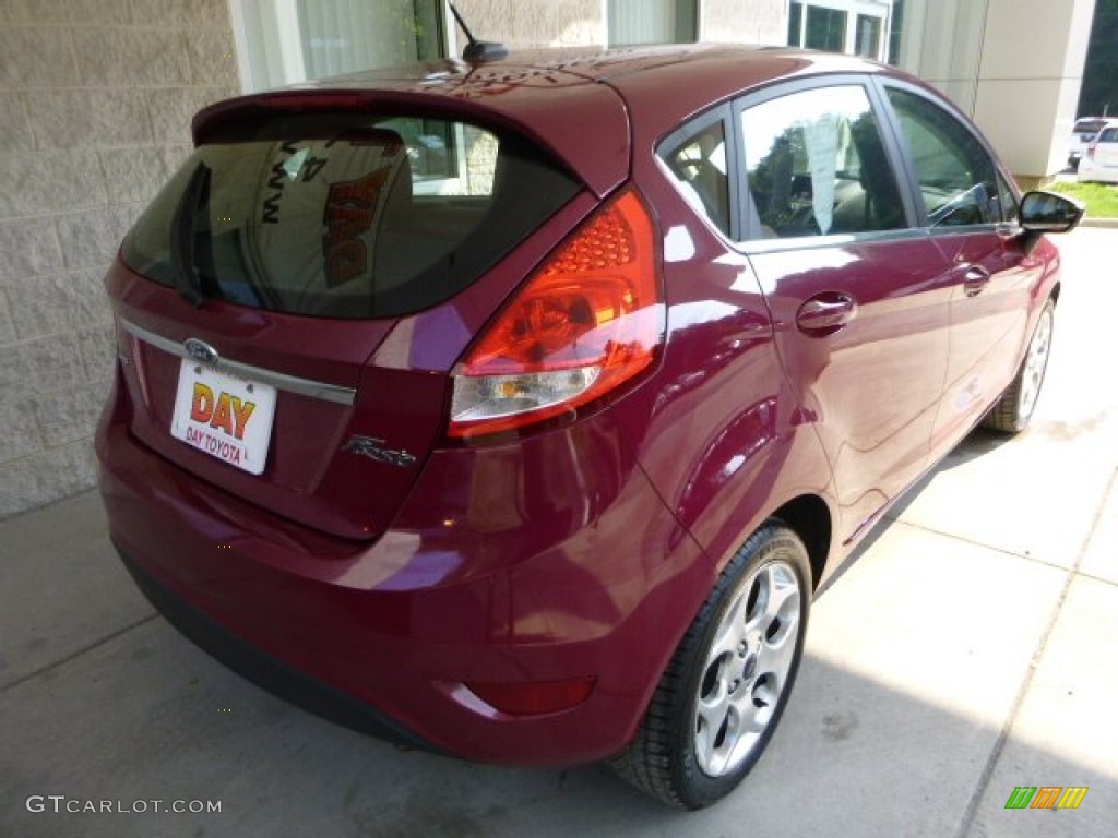 2011 Fiesta SES Hatchback - Bright Magenta Metallic / Plum/Charcoal Black Leather photo #2