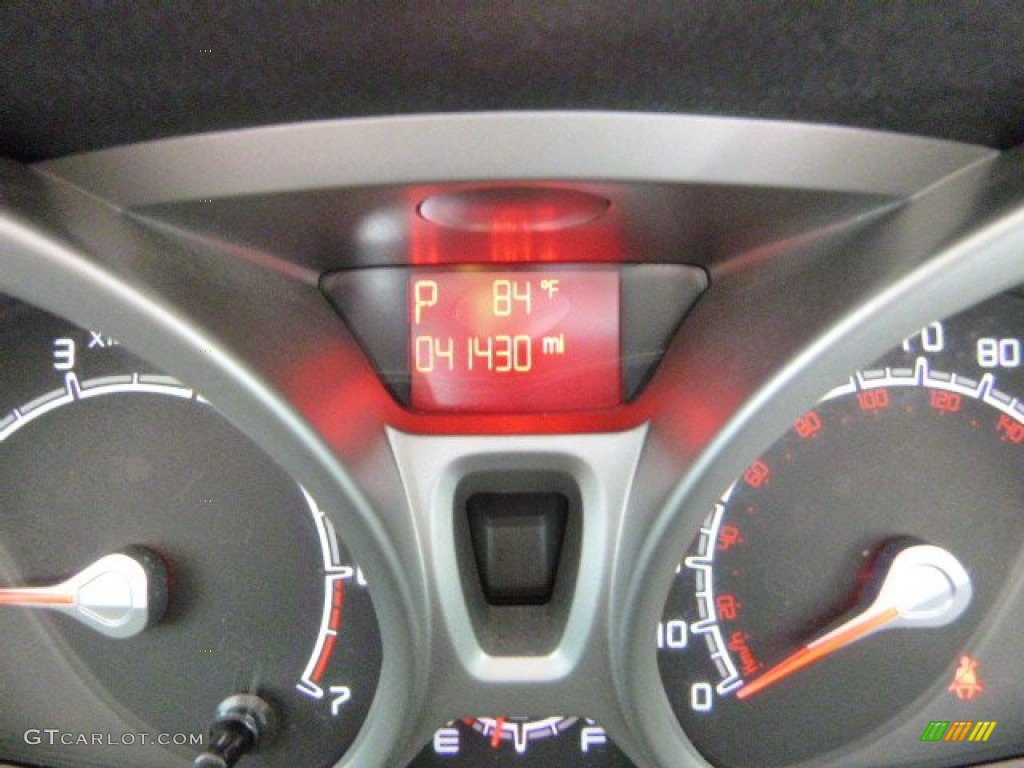 2011 Fiesta SES Hatchback - Bright Magenta Metallic / Plum/Charcoal Black Leather photo #20
