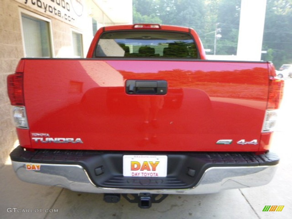 2013 Tundra SR5 CrewMax 4x4 - Radiant Red / Graphite photo #3