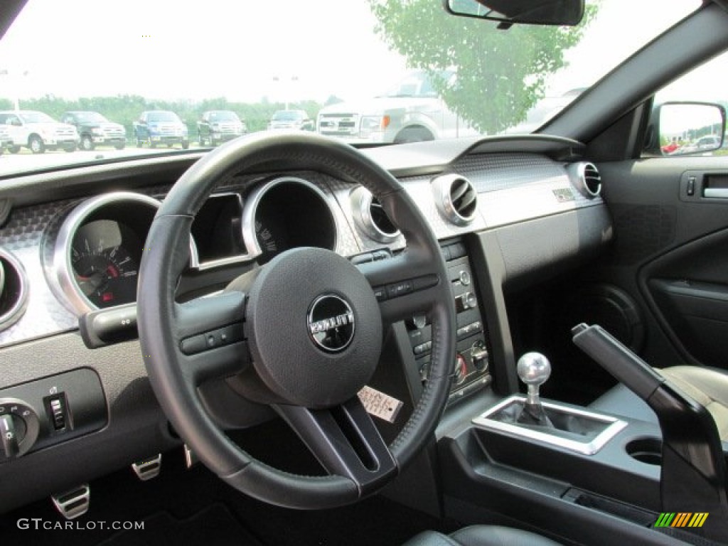 2008 Ford Mustang Bullitt Coupe Dark Charcoal Dashboard Photo #83652087