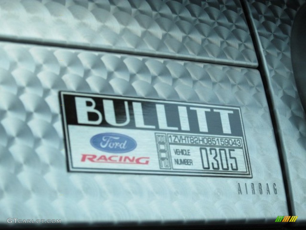 2008 Ford Mustang Bullitt Coupe Marks and Logos Photos
