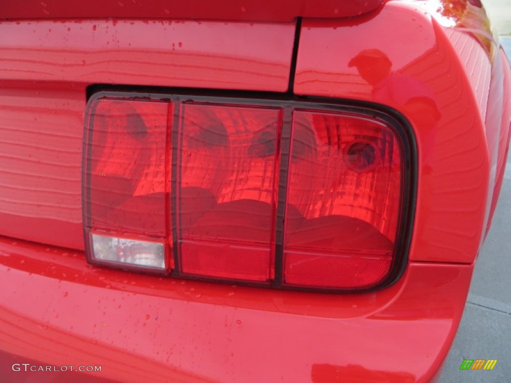 2007 Mustang V6 Premium Coupe - Torch Red / Light Graphite photo #14