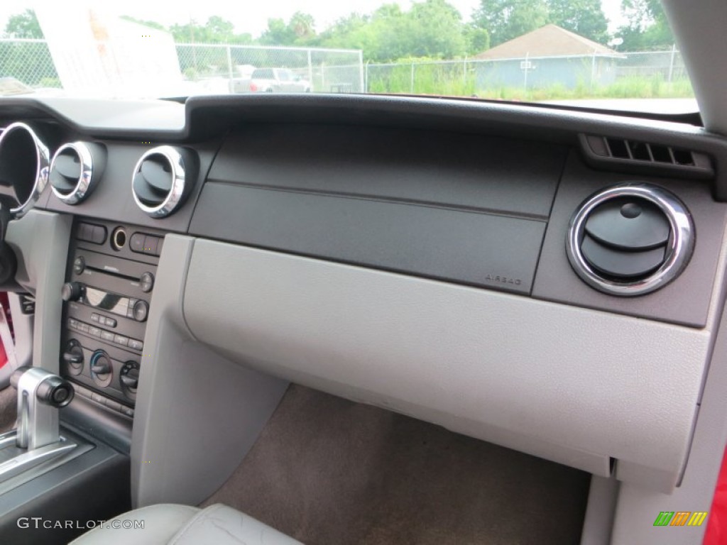 2007 Mustang V6 Premium Coupe - Torch Red / Light Graphite photo #18