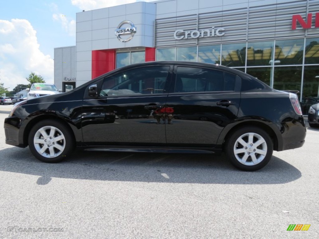 2012 Sentra 2.0 SR - Super Black / Beige photo #2