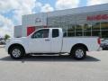 2005 Avalanche White Nissan Frontier XE King Cab  photo #2