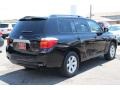 Black - Highlander V6 4WD Photo No. 4