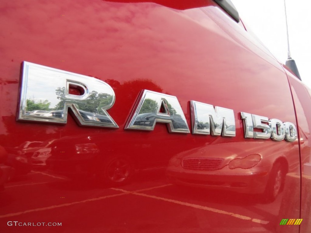 2011 Ram 1500 ST Crew Cab - Flame Red / Dark Slate Gray/Medium Graystone photo #4